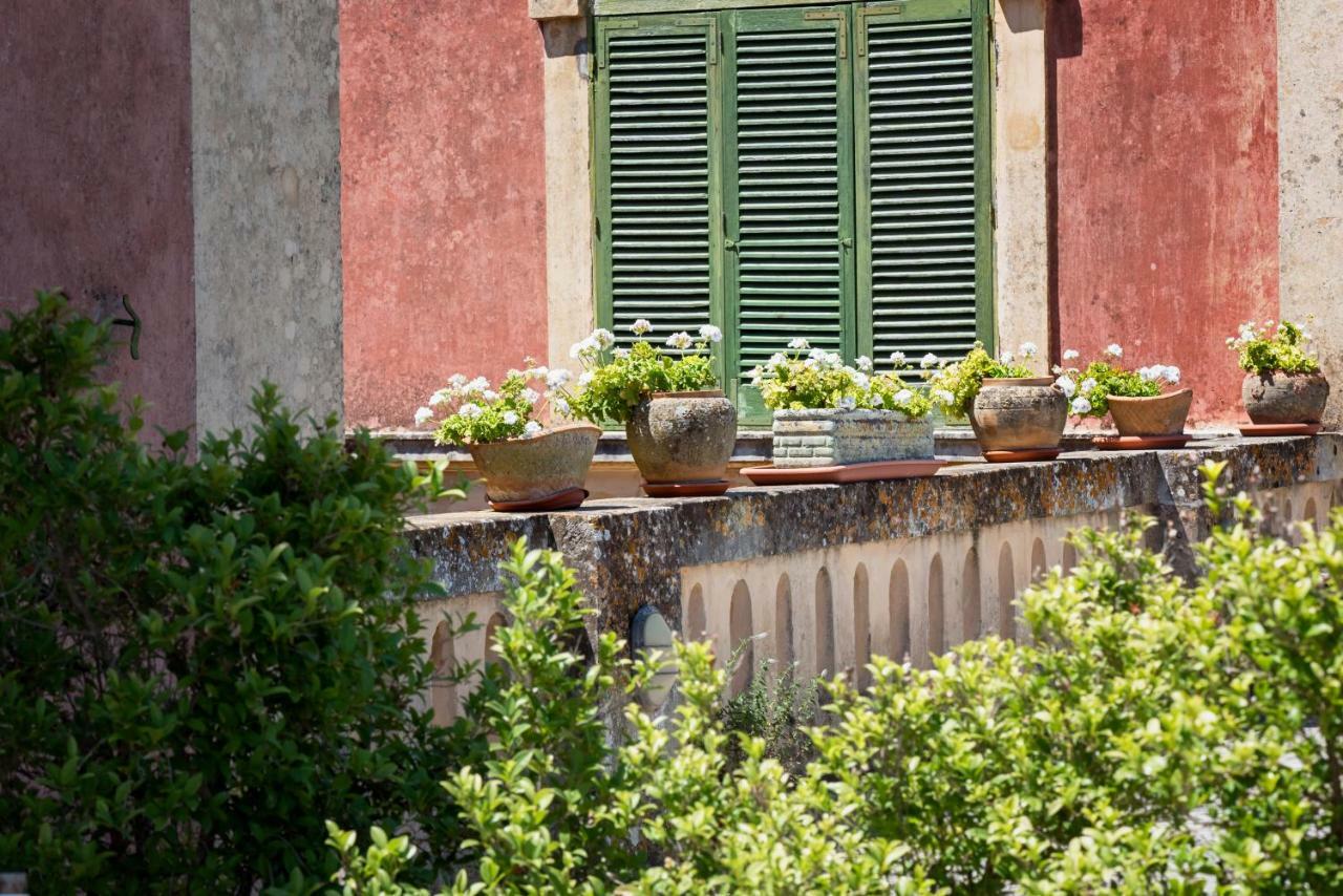 Palazzo Laura Morciano di Leuca Exterior foto